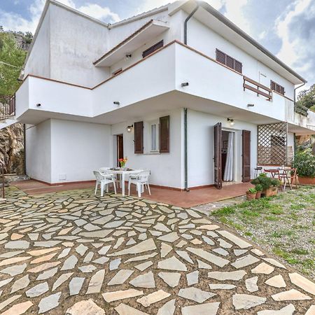 Apartment La Roccia By Interhome Cavo Bagian luar foto