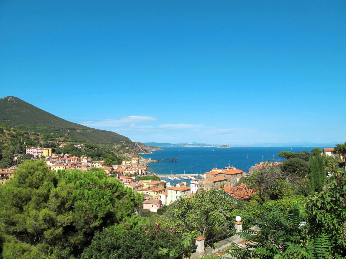 Apartment La Roccia By Interhome Cavo Bagian luar foto